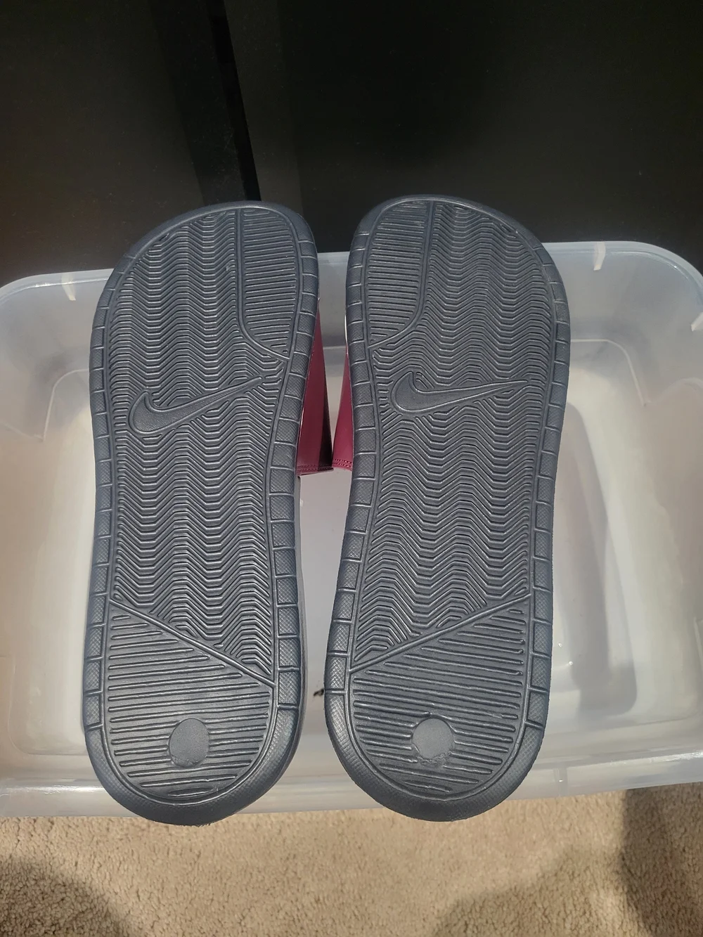 Men's Nike Benassi Jdi  Black Slide with Red Strap and Black Swoosh